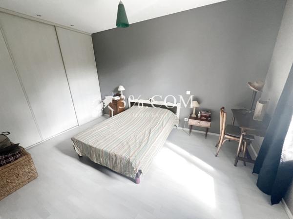 Appartement 5 pièce(s) 2 chambre(s) 123 m²