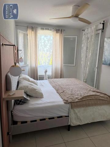 Appartement à louer 3 pièces 74.89m² Saint-Raphaël (83700)