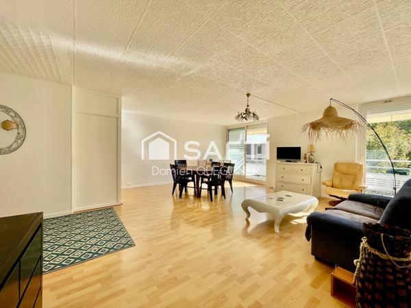 Grand T3 lumineux avec grand balcon, au calme