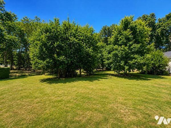 MONTBAZON - Propriété familiale de 282 m² habitables sur un parc de plus de 2 000 m².