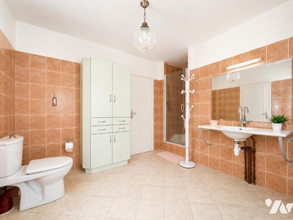 MONTBAZON - Propriété familiale de 282 m² habitables sur un parc de plus de 2 000 m².