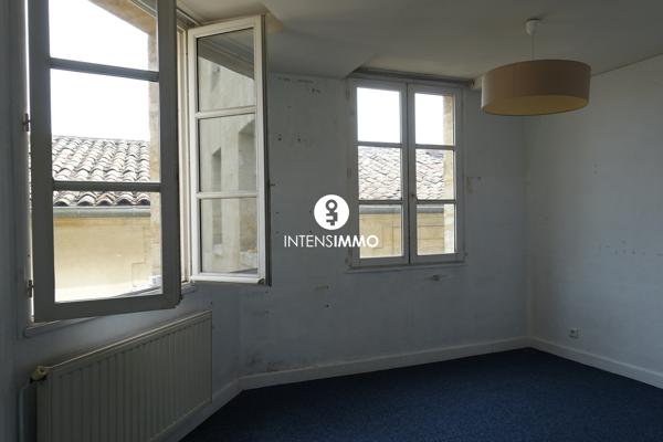 Appartement 4 pièces - 79m² - Bordeaux - Saint Pierre 290 000 € f t