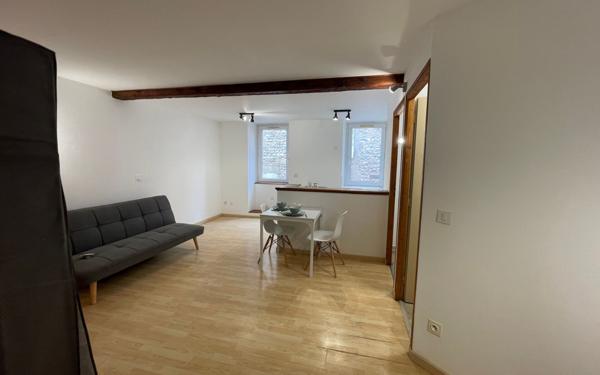 Appartement à louer    2 pièces • 35 m2 Bourg-lès-Valence