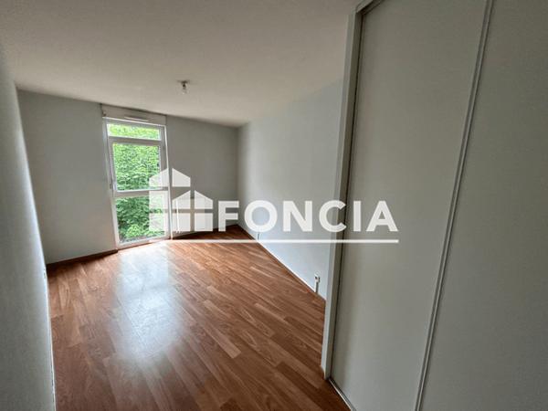 Location Appartement 3 pièces 62 m² - 10 RUE AIME BEREY Grenoble 38000