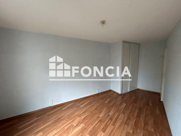 Location Appartement 3 pièces 62 m² - 10 RUE AIME BEREY Grenoble 38000
