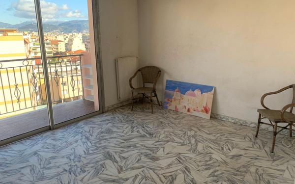 Appartement à vendre    1 pièce • 28,34 m2 Nice