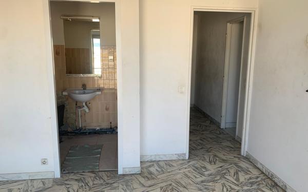 Appartement à vendre    1 pièce • 28,34 m2 Nice