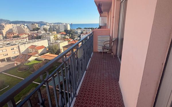 Appartement à vendre    1 pièce • 28,34 m2 Nice