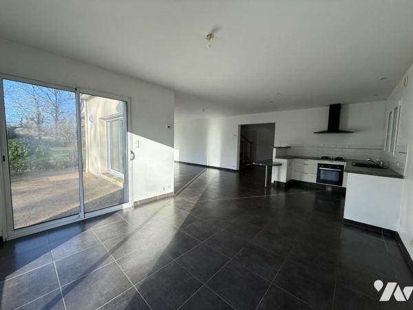 Maison familiale à la campagne entre Auray et Ploemel 