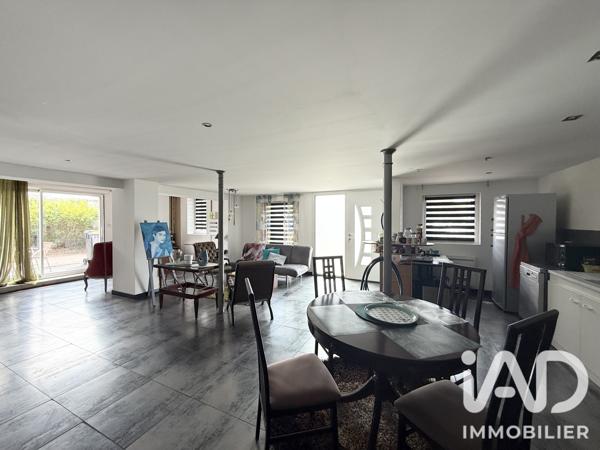Maison à vendre 7 pièces 263 m² Vaux-le-Pénil