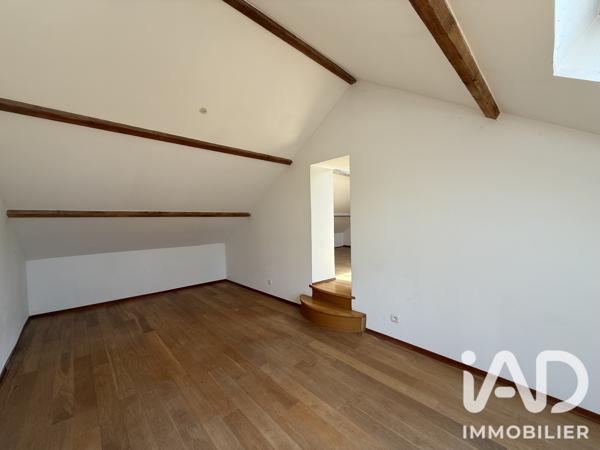 Maison à vendre 7 pièces 263 m² Vaux-le-Pénil