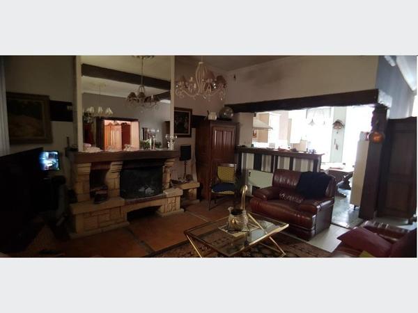Immeuble à Vendre à ROUBAIX 499000 € *