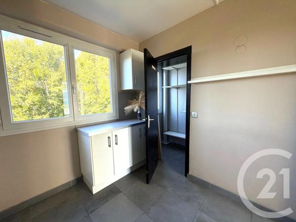 Appartement F4 à vendre  4 pièces - 84,91 m 2   AUBERGENVILLE  - 78