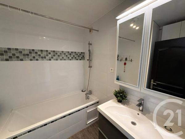 Appartement F4 à vendre  4 pièces - 84,91 m 2   AUBERGENVILLE  - 78
