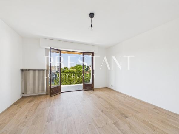 T2 – Terrasse – Parking – Cellier, BORDEAUX