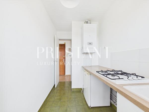 T2 – Terrasse – Parking – Cellier, BORDEAUX