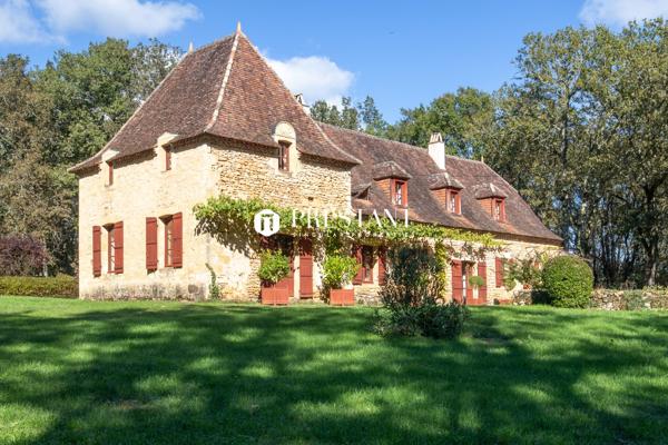 Bel ensemble entièrement restauré sur un terrain de 7ha – Secteur Trémolat, BERGERAC
