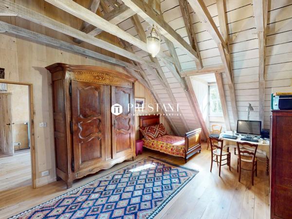Bel ensemble entièrement restauré sur un terrain de 7ha – Secteur Trémolat, BERGERAC