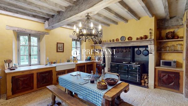 Bel ensemble entièrement restauré sur un terrain de 7ha – Secteur Trémolat, BERGERAC