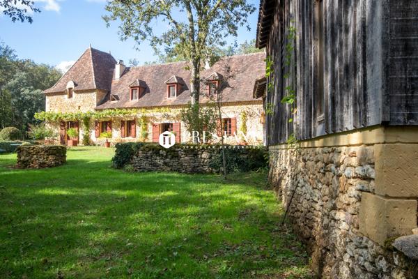 Bel ensemble entièrement restauré sur un terrain de 7ha – Secteur Trémolat, BERGERAC