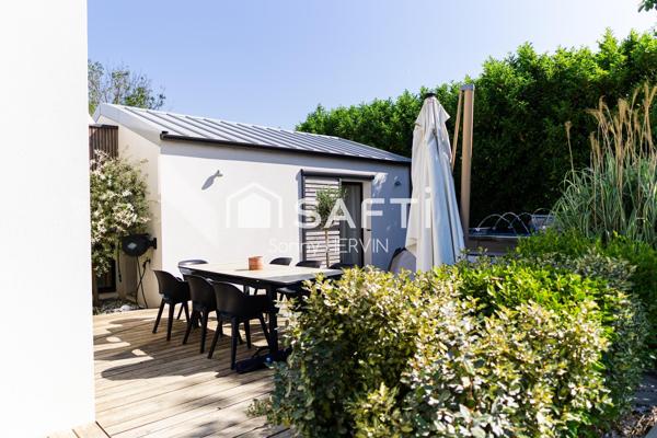 Maison contemporaine dans un quartier recherché