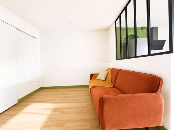 Location                                                      Appartement
                        
                     2 pièces                      47 m2                     à Lons-le-Saunier