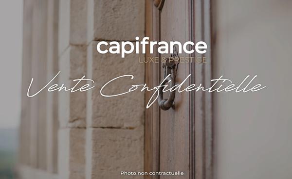 Maison à vendre 8 pièces HYERES (83)- Vue mer panoramique Exceptionnel - Double garage - Ascenseur