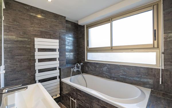 Appartement à vendre    3 pièces • 66,21 m2 Cannes