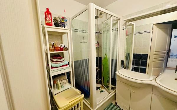 Appartement à vendre    3 pièces • 56,60 m2 La Seyne-sur-Mer