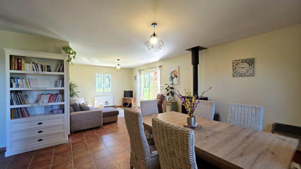 À VENDRE – Maison familiale T5 avec grand terrain et fort potentiel