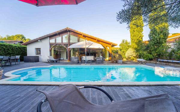 Maison à vendre    4 pièces •  Biscarrosse