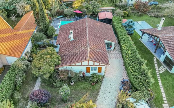 Maison à vendre    4 pièces •  Biscarrosse