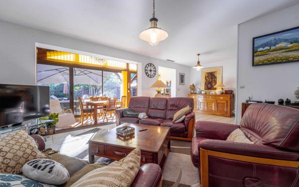 Maison à vendre    4 pièces •  Biscarrosse