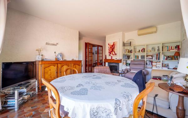 Maison à vendre    4 pièces •  Tresses