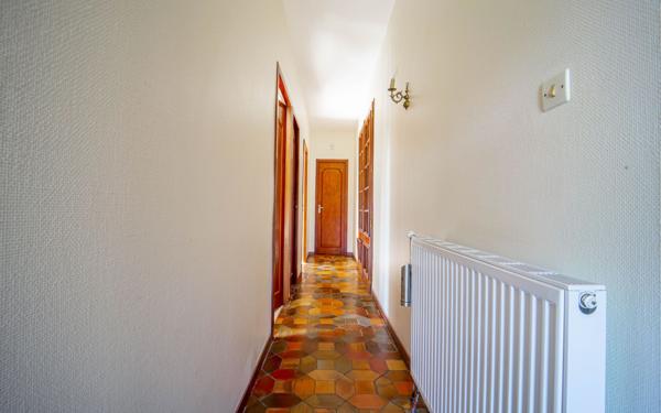 Maison à vendre    4 pièces •  Tresses