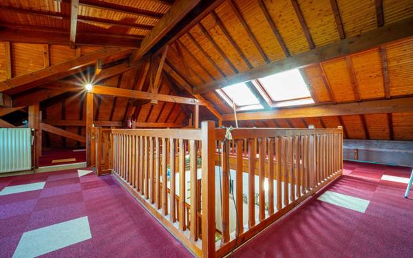 Maison à vendre    4 pièces •  Tresses