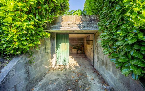 Maison à vendre    4 pièces •  Tresses