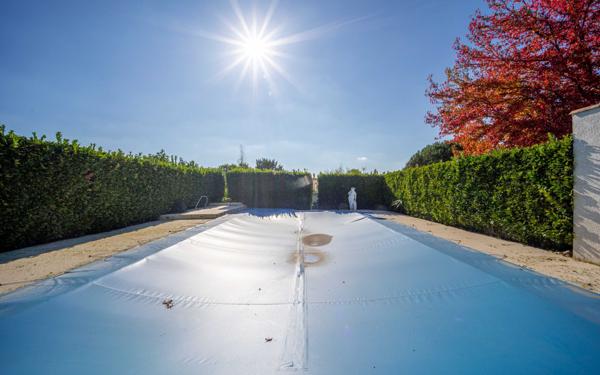 Maison à vendre    4 pièces •  Tresses