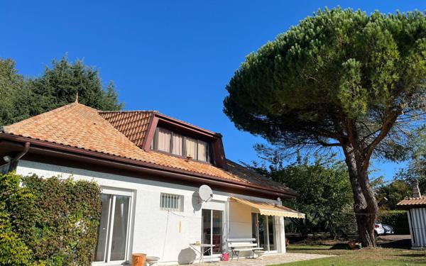 Maison à vendre    4 pièces •  Tresses