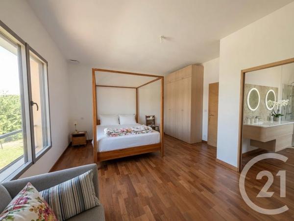Maison à vendre  8 pièces - 225 m 2   GALLARDON  - 28