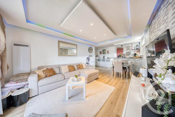 Appartement F5 à vendre  5 pièces - 96 m 2   VIGNEUX SUR SEINE  - 91