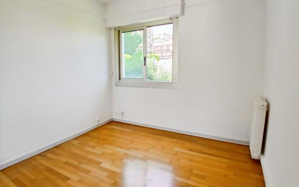 Appartement à vendre    2 pièces • 45,95 m2 Nice