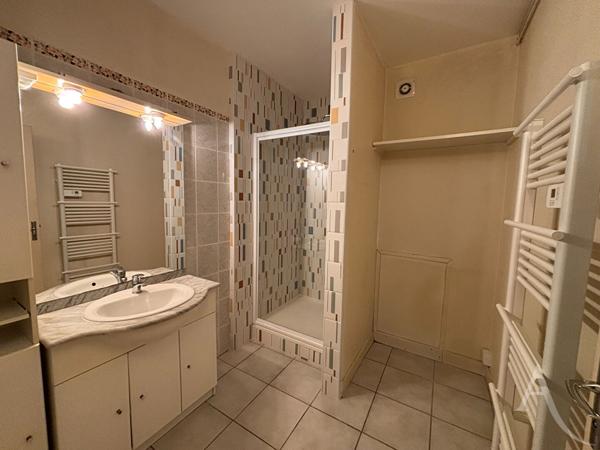 Appartement 4 pièces à Saint Florent Sur Cher