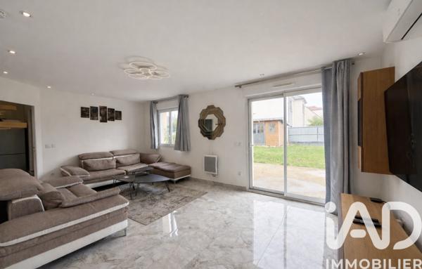 Maison à vendre 5 pièces 109 m² Mandres-les-Roses