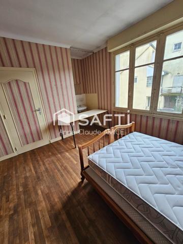 Maison en pierre au cœur de Lanrelas 167 m²