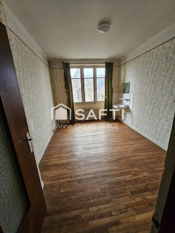 Maison en pierre au cœur de Lanrelas 167 m²