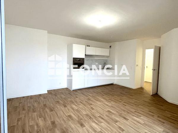 Location Appartement 2 pièces 45.49 m² - 33 BOULEVARD SAINT SIMON Drancy 93700