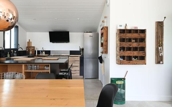 Maison à vendre    5 pièces •  Saint-Clément-des-Baleines