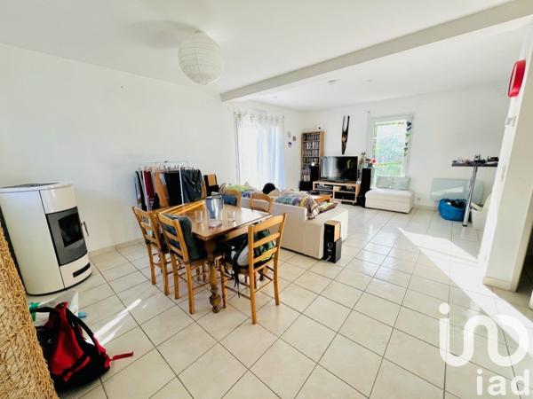 Maison traditionnelle 5 pièces de 86 m² à Lannion (22300)