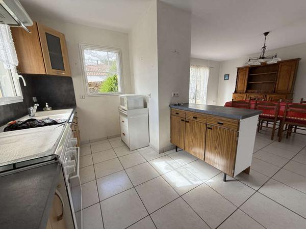 MONTAIGU-VENDEE / Vente Maison 4 Pièces 94 m²